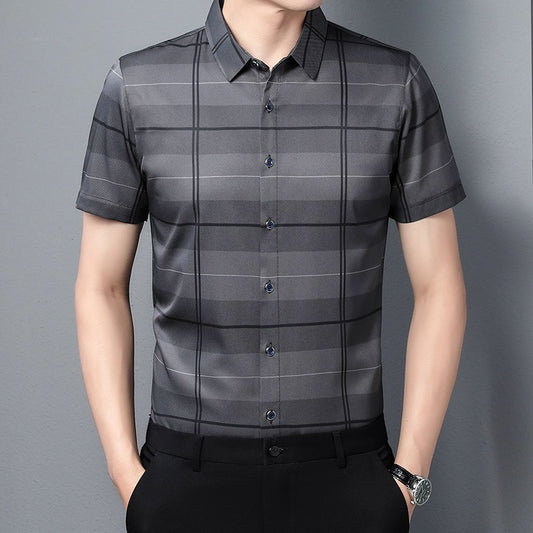 Half Sleeves Men's Cotton Check Shirt