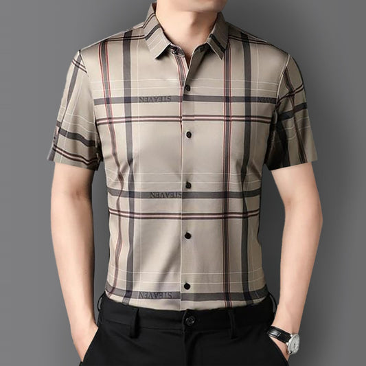 Half Sleeves Men's Cotton Check Shirt